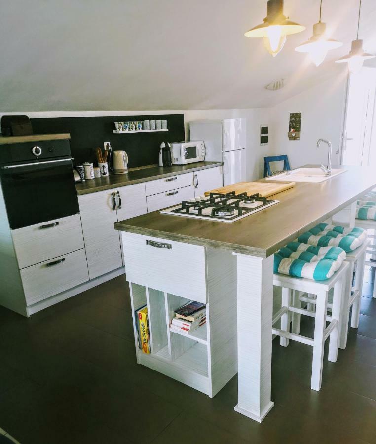 Apartment Tjk Sveti Filip i Jakov Zewnętrze zdjęcie